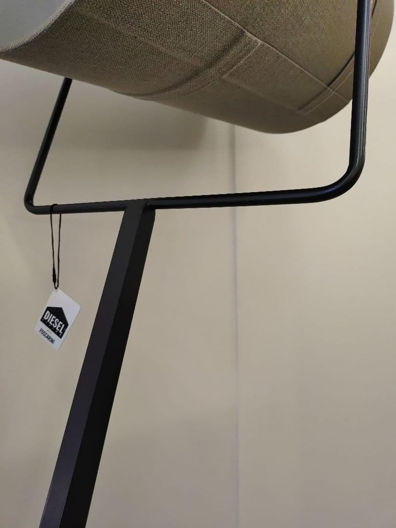 展示未使用品 ディーゼル フォスカリーニ フロアライト DIESEL