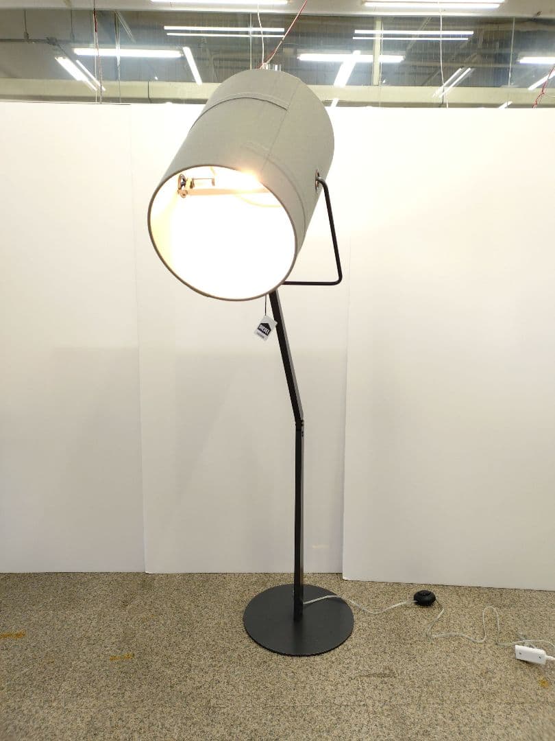 展示未使用品 ディーゼル フォスカリーニ フロアライト DIESEL