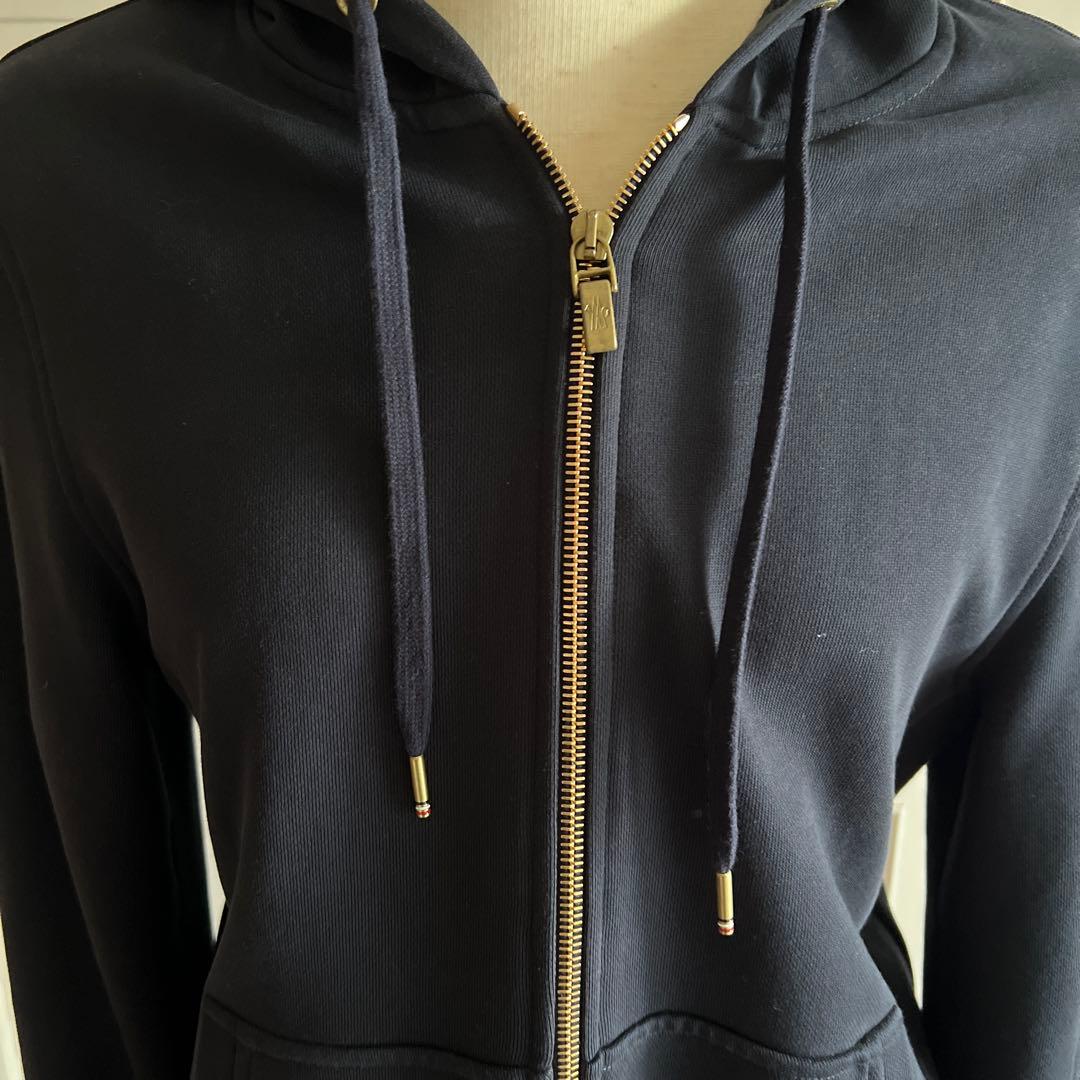 MONCLER ガムブルー　フード付きジップアップパーカー