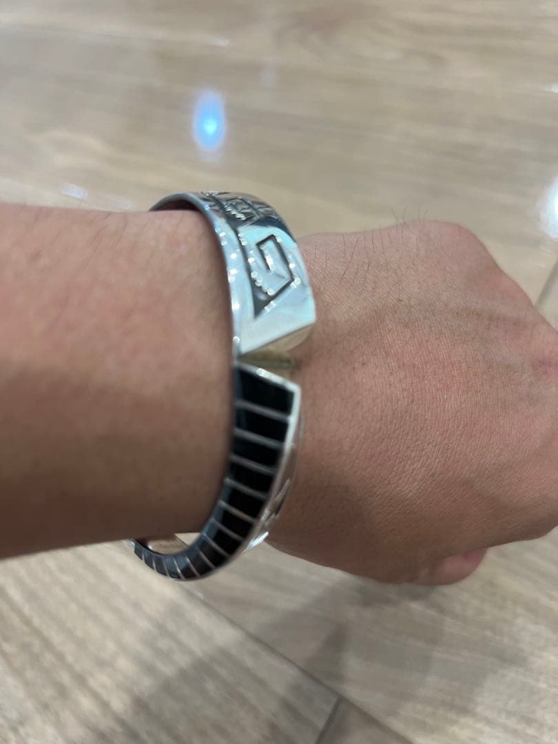 ロンパーカー LonnParker バングル