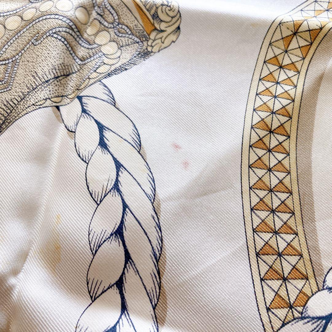 HERMES エルメス　スカーフ　シルク　カレ90 盛装の馬　ベージュ　正規品