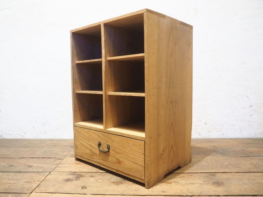 1215 引き出し付き　杉の収納棚　飾り棚　ラック　古家具　レトロ　ビンテージ