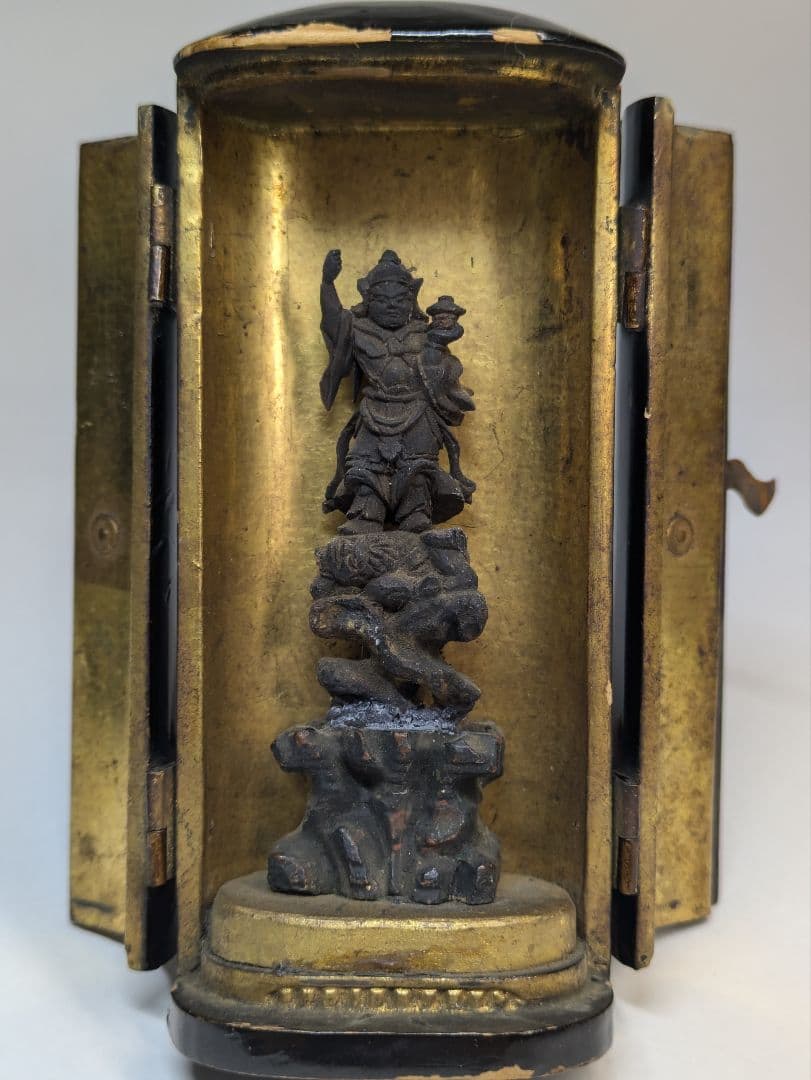 毘沙門天　念持仏　懐中仏　木彫　骨董　江戸時代　厨子　細密彫刻