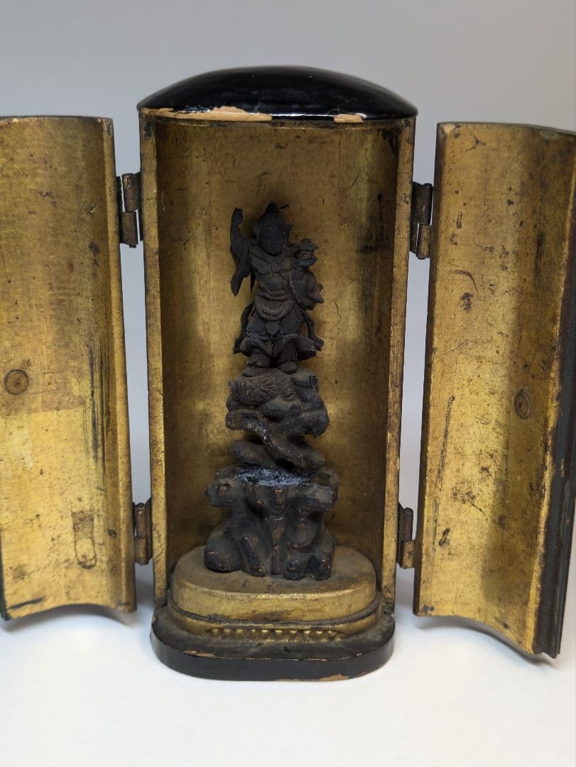 毘沙門天　念持仏　懐中仏　木彫　骨董　江戸時代　厨子　細密彫刻