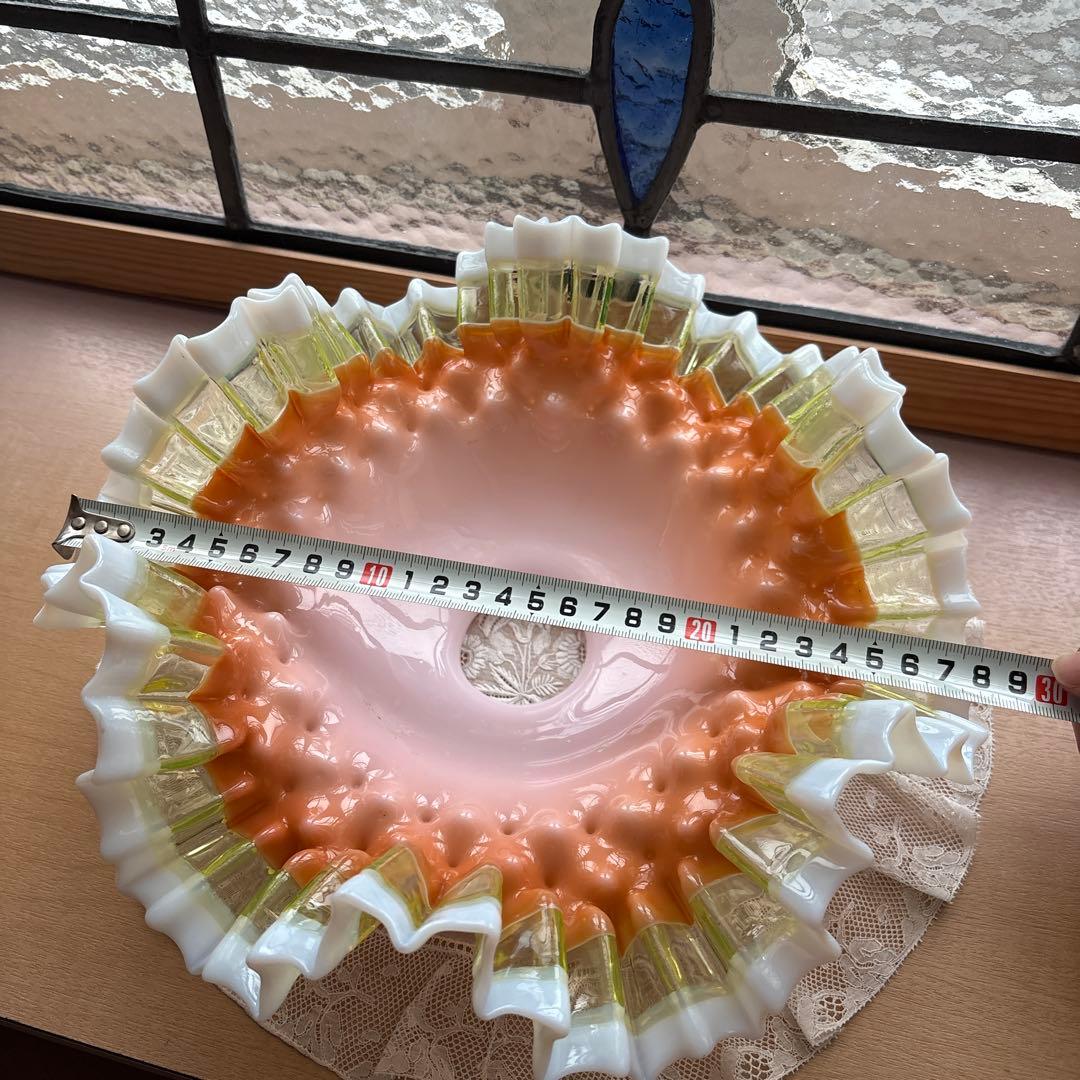 フランス アンティーク ガラスランプシェード　ヴァセリンガラス