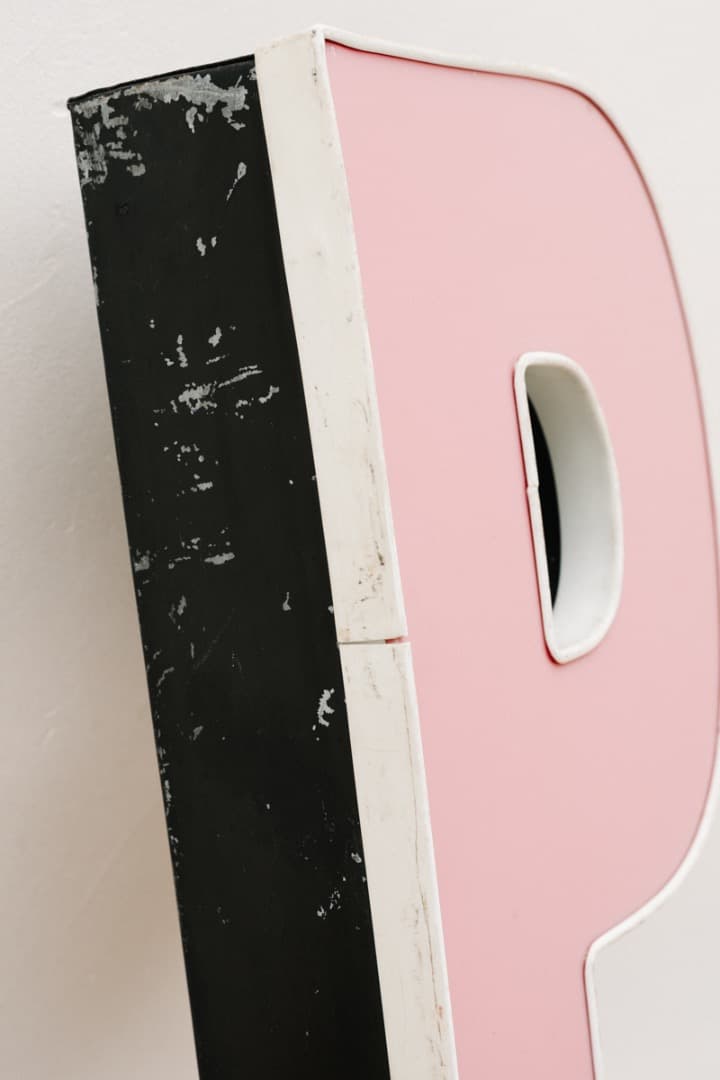 アルファベットサイン P ビンテージ オブジェ インテリア 看板 ネオンサイン