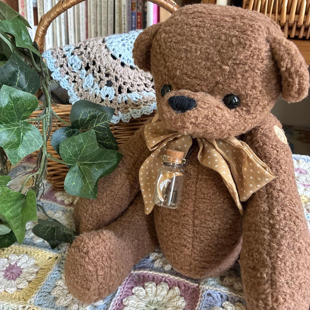 テディベア　クマのぬいぐるみ　茶色　リボン　ハンドメイド