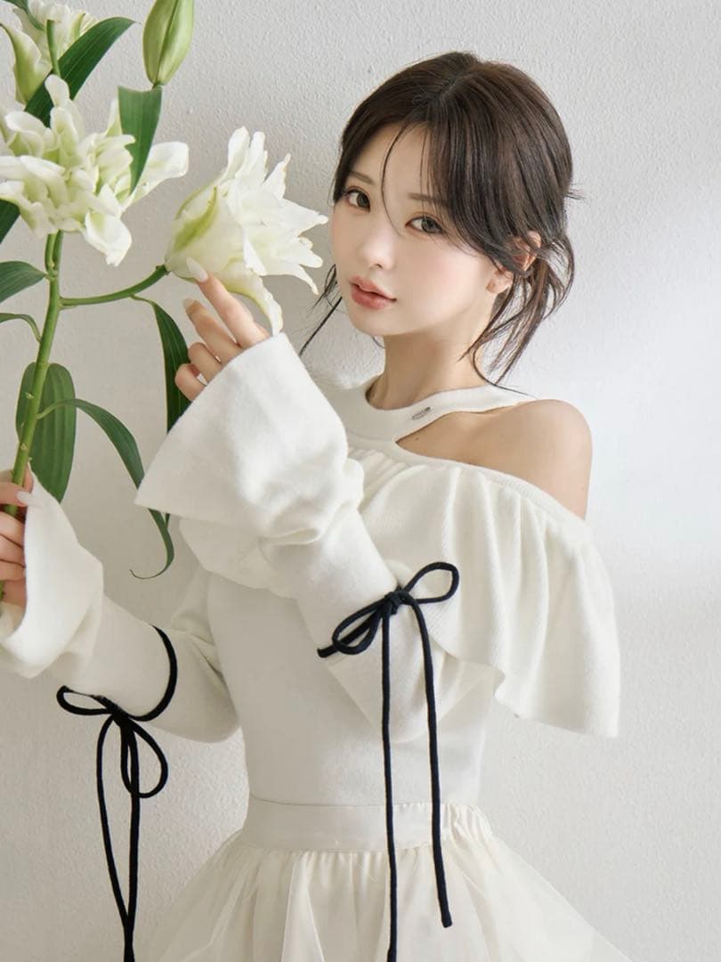 新品・未開封♡Darich♡ベルスリーブフリルニットトップス　IVO