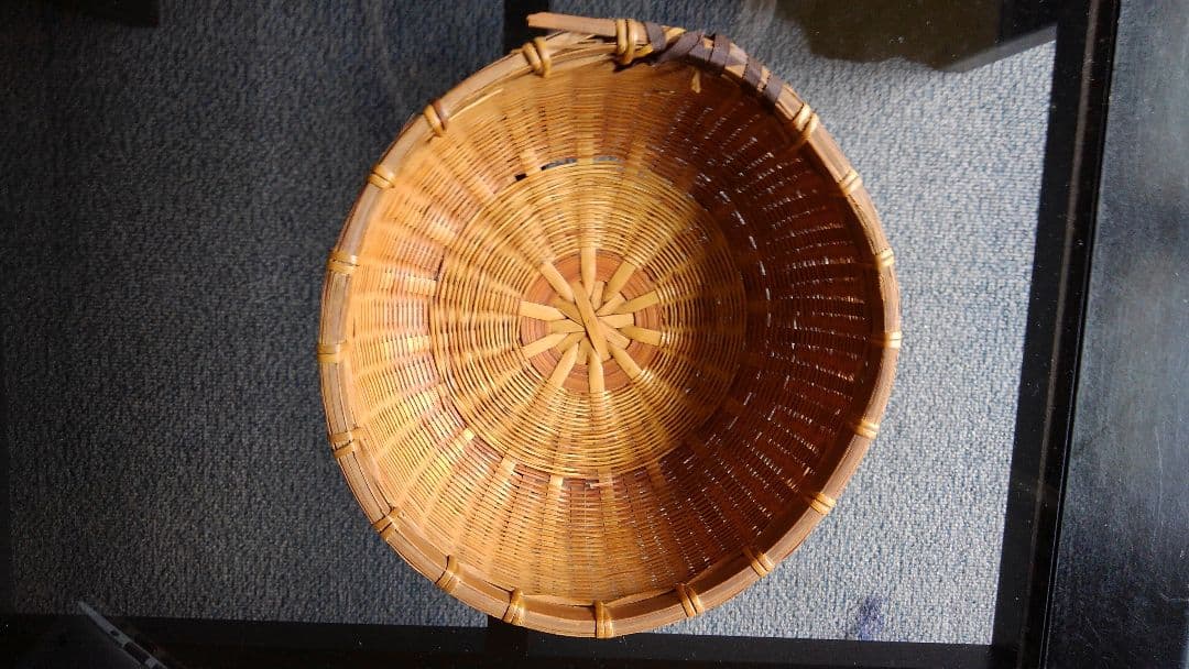 竹製 水切りザルおまとめのうちのひとつ