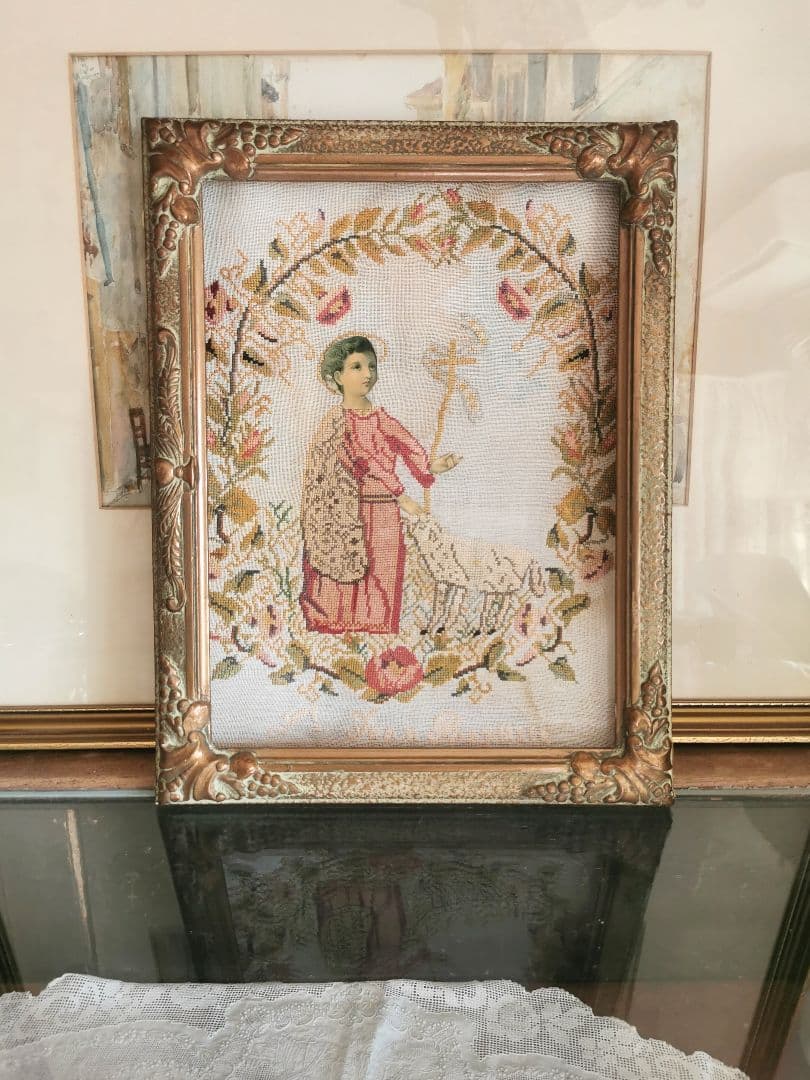 アンティーク バプテスマの聖ヨハネと羊と薔薇 ニードルポイント 手刺繍 額付