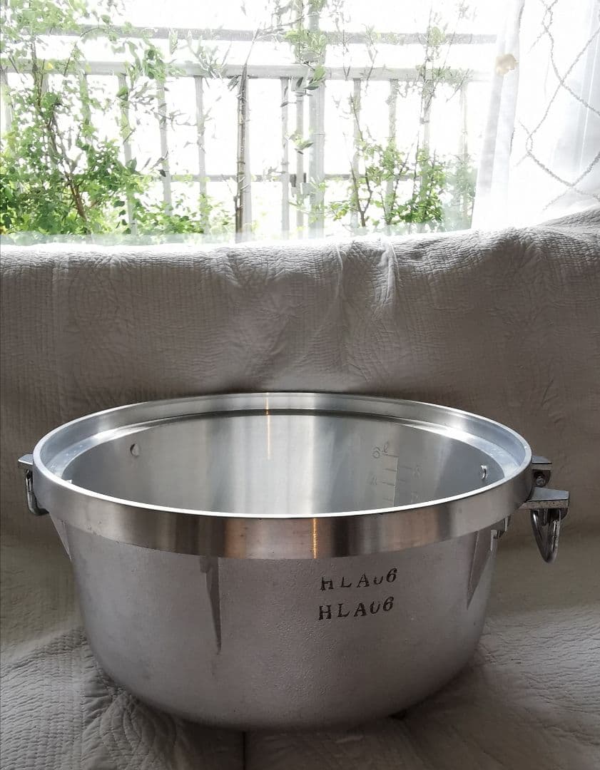 業務用ガス炊飯器 内釜 外形寸法≒φ40 リンナイ？ プロ仕様 適合型式調査不能