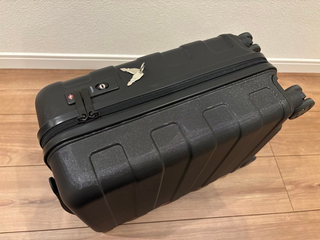 無印良品 機内持ち込み ハードキャリーケース 20L 4輪