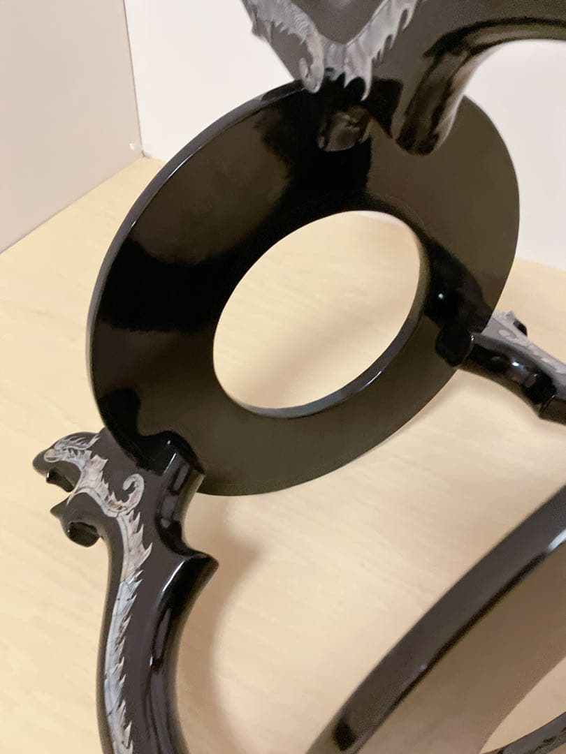 アンティーク調　飾り棚　花台　猫脚　螺鈿細工　サイドテーブル