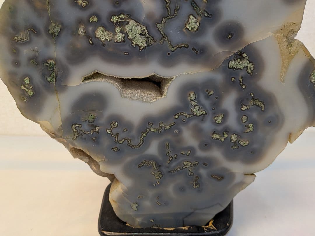 アゲートの置物 自然石　専用台付　約8kg