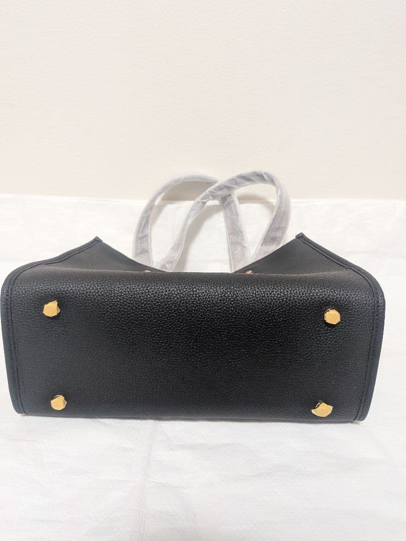 2/4までの特価！新品未使用2way 恐竜ハンドバックバッグプラ袋布袋付