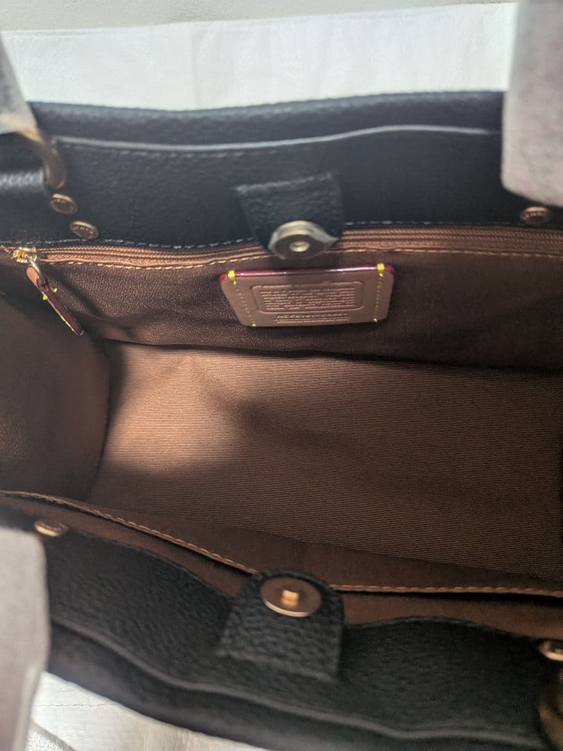 2/4までの特価！新品未使用2way 恐竜ハンドバックバッグプラ袋布袋付