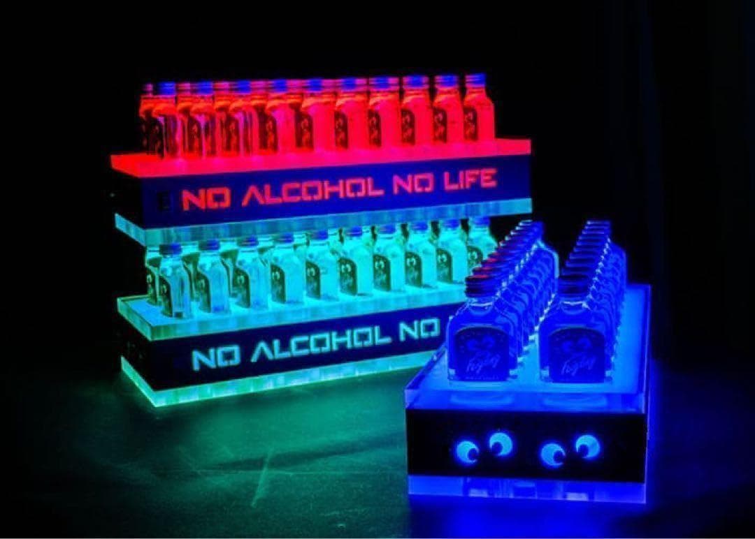 特価 新品 クラクラカートン クライナーカートン ディスプレイ スタンド LED