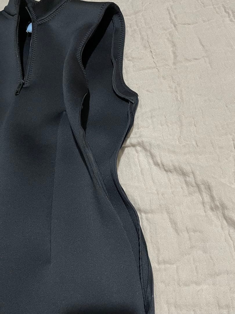 プラダ未使用品ワンピース