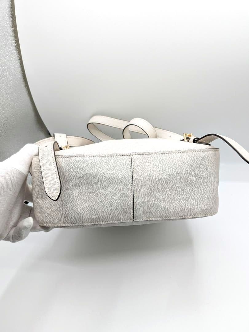 良品✨ コーチ リュック レザー ホワイト 0OK