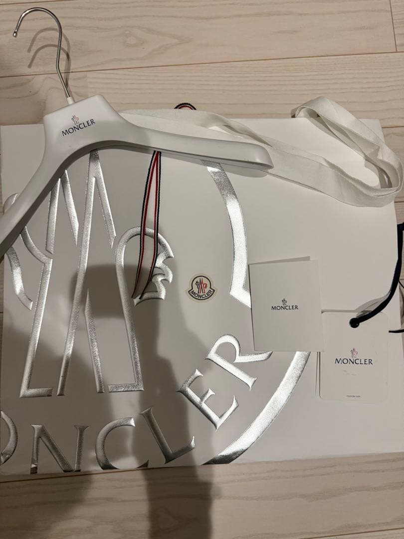 モンクレール　ホワイト　ショート　ダウン　サイズ　1