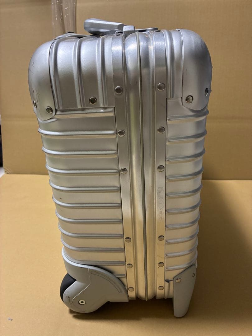 RIMOWA 2輪 キャリーケース