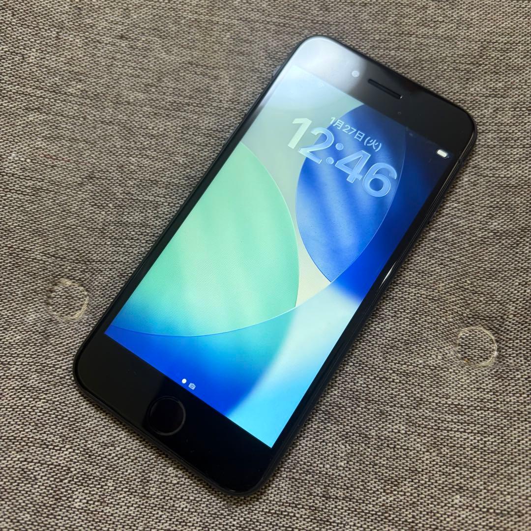 Apple iPhone SE 第二世代 ブラック 64GB