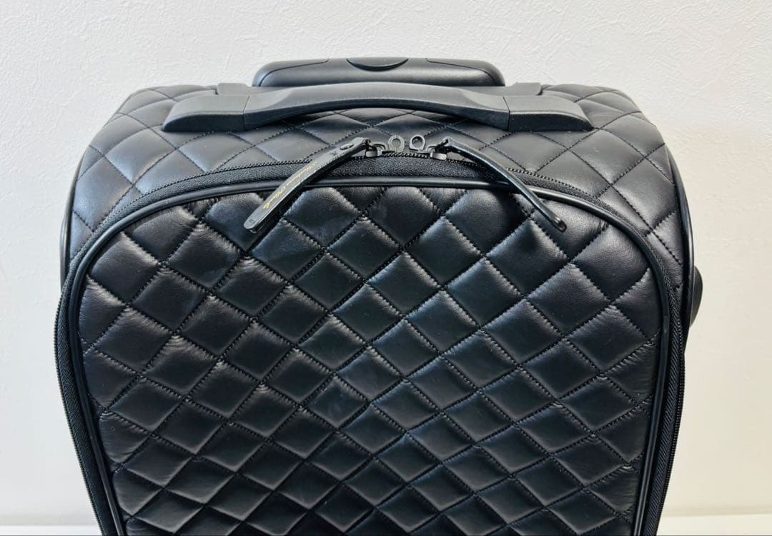 マダムヒロコ キルティング加工 キャリーケース ブラック