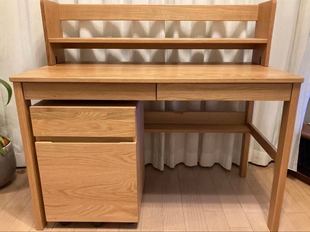 無印良品　オーク無垢材デスク
