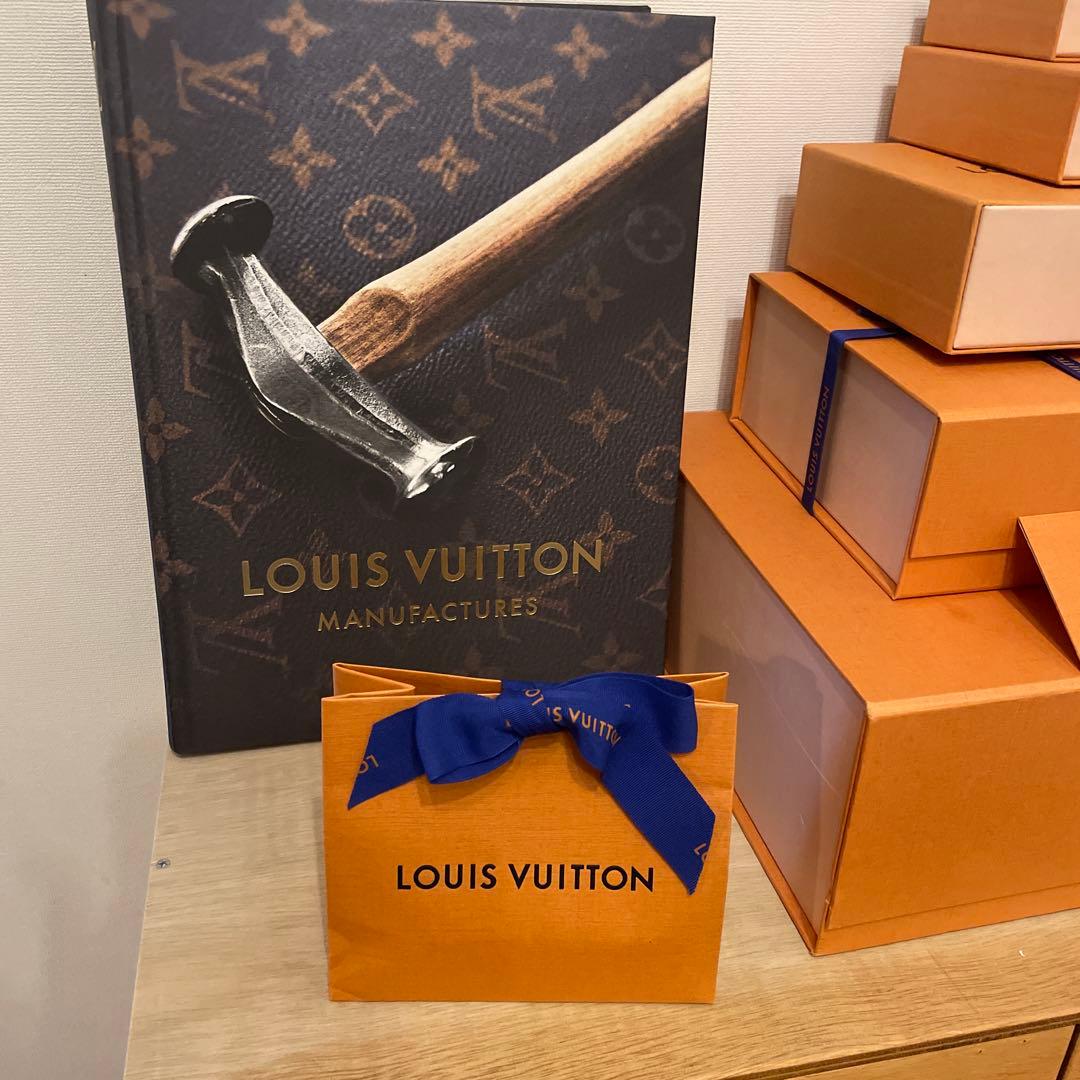 ヴィトン　バーム　リップ　口紅　030 新品