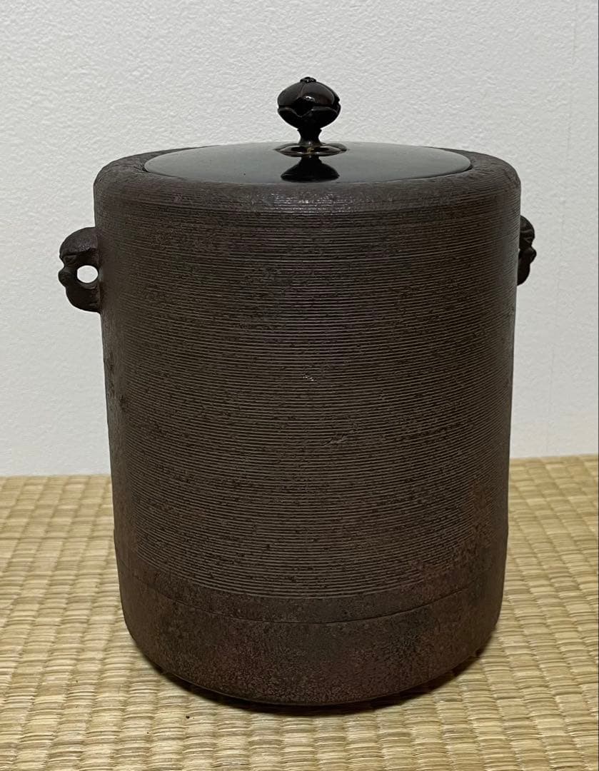 【江戸前期】糸目姥口筒釜　幕府御用釜師　大西五郎左衛門作