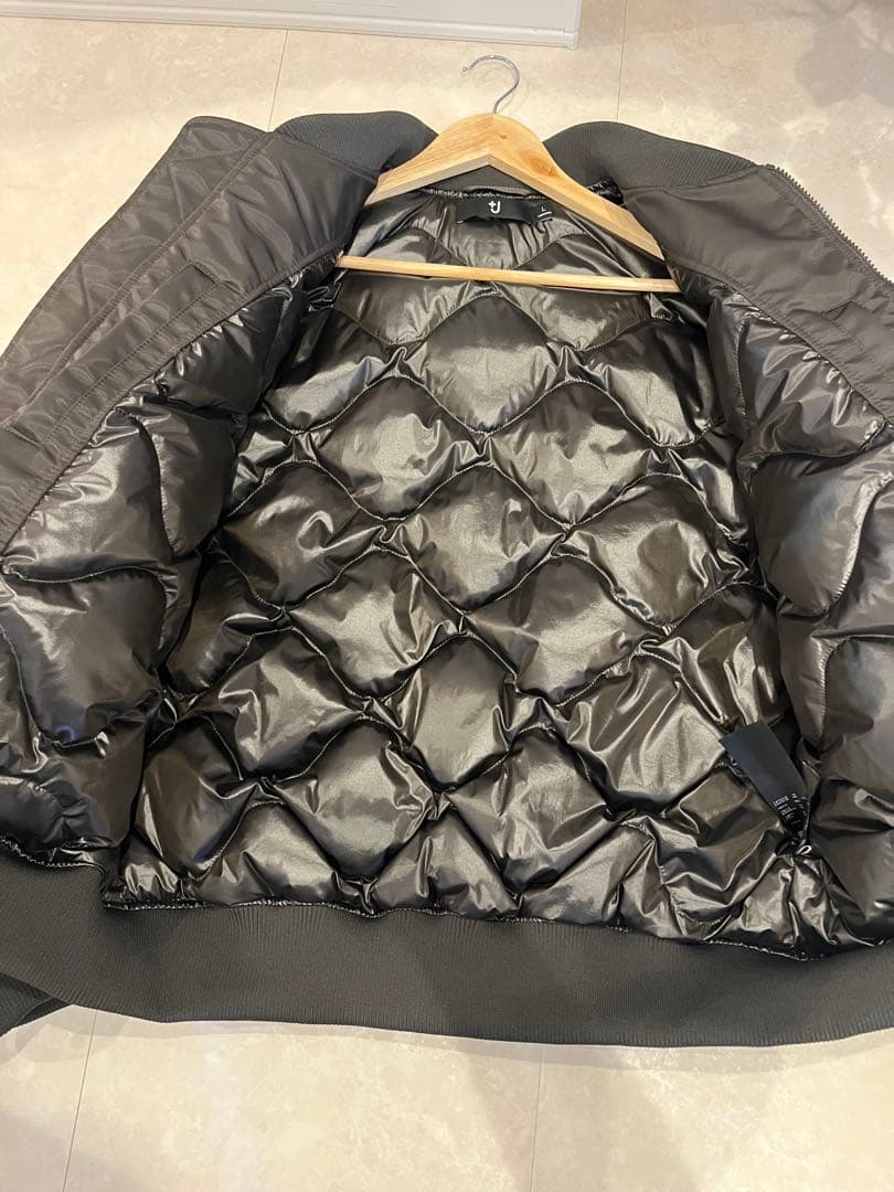 UNIQLO ➕j MA-1スタイルジャケット ダークブラウン　ダウン