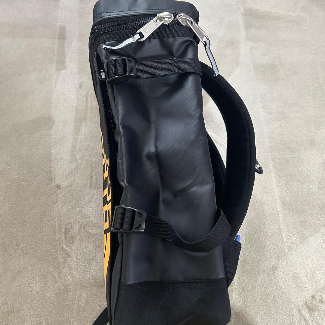 新品タグ付き　未使用　ノースフェイス　リュック　キッズ　ヒューズボックス　２１L