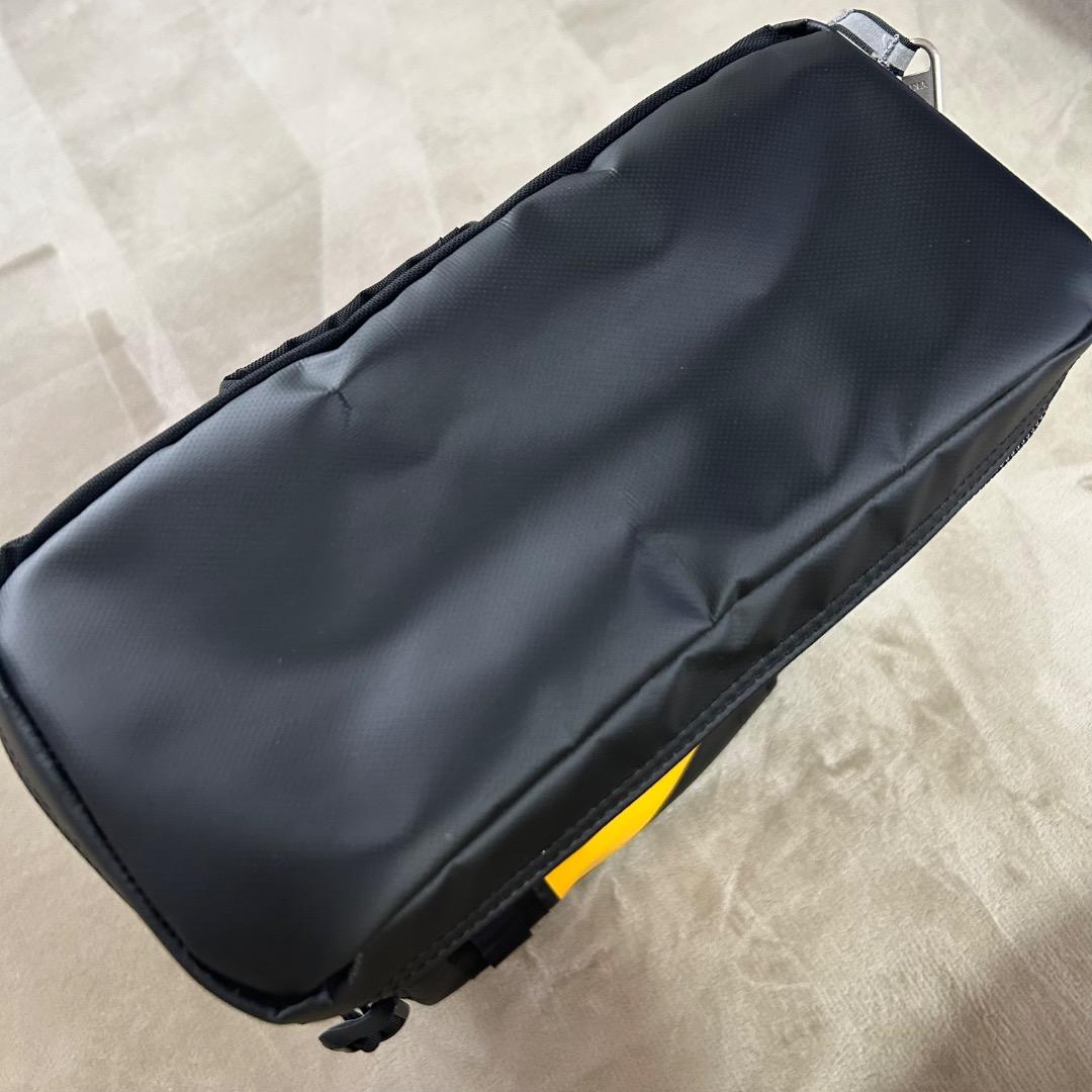 新品タグ付き　未使用　ノースフェイス　リュック　キッズ　ヒューズボックス　２１L