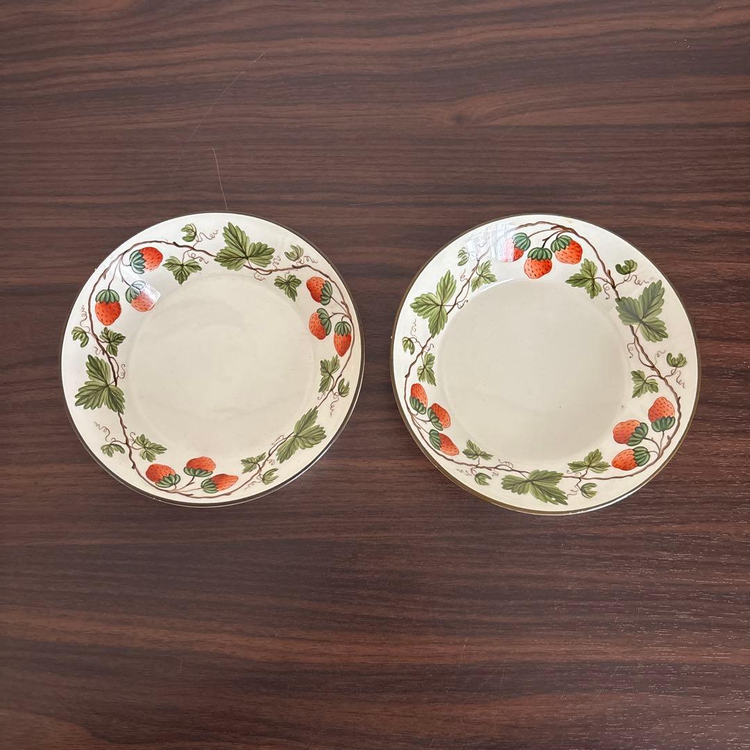 【超希少】ウェッジウッド ワイルドストロベリーの系譜 小皿 13cm 2枚