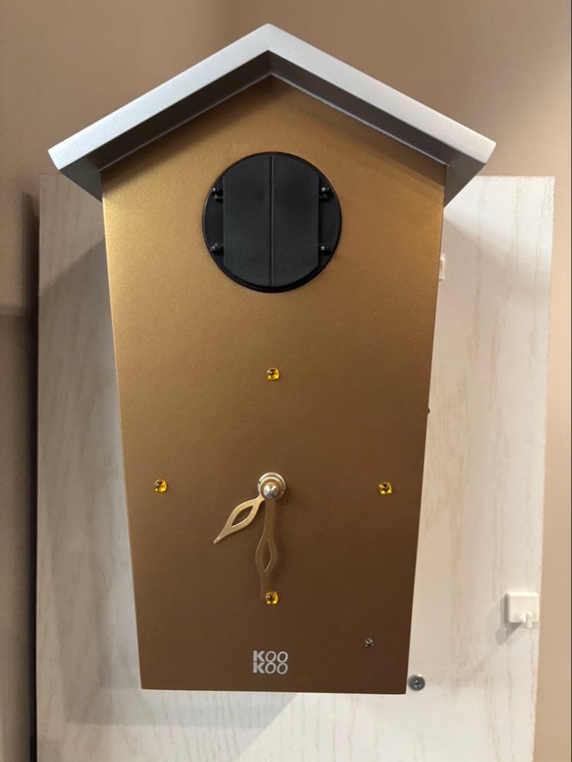 KOOKOO（クークー）バードハウス 金色 12種類の鳥のさえずりが時を告げる