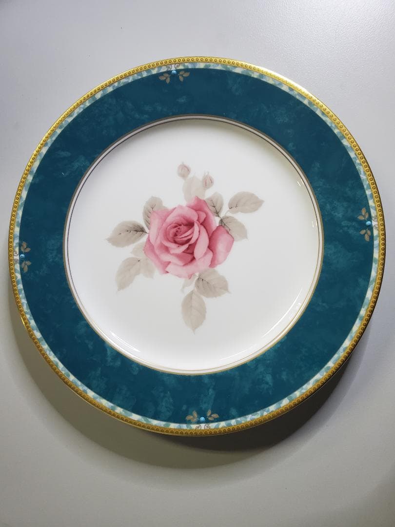 NARUMI CARESS 21cmデザート皿 ３枚セット ナルミ カレス