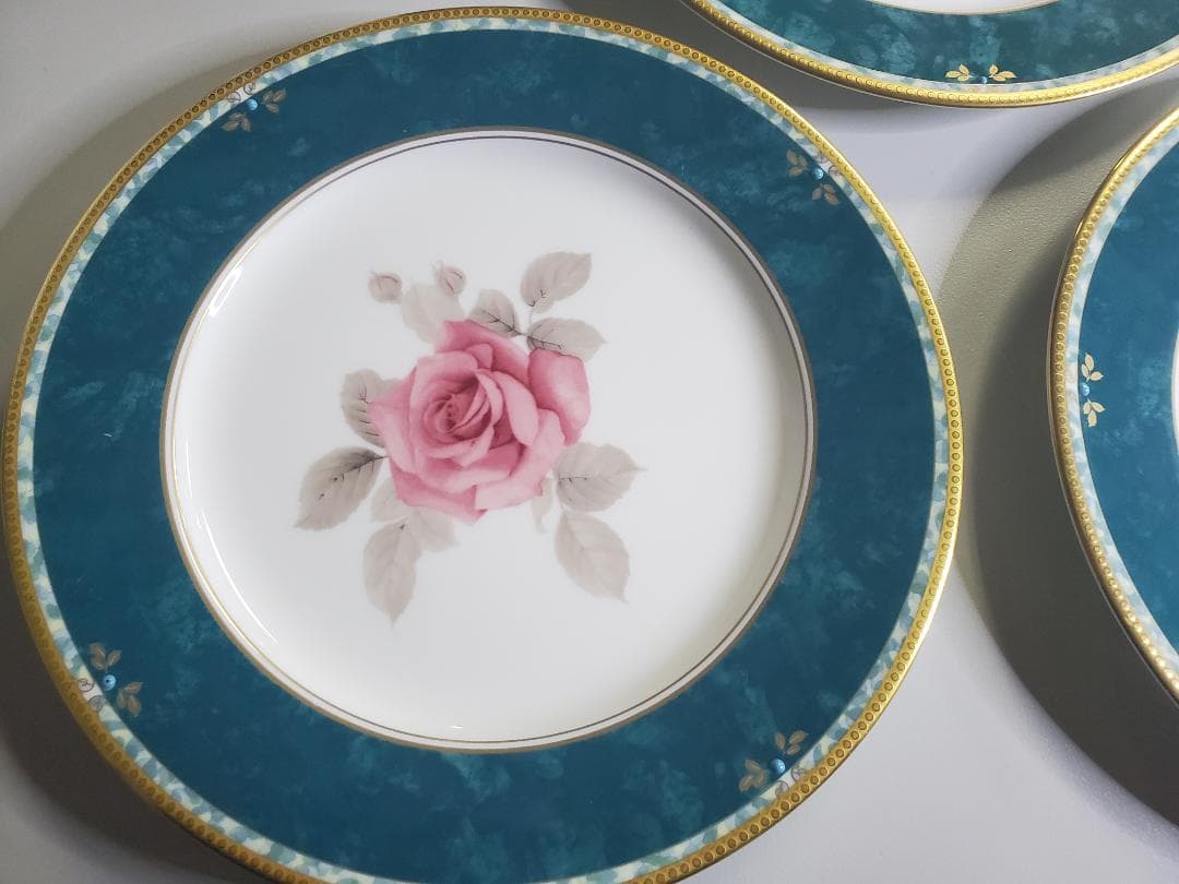 NARUMI CARESS 21cmデザート皿 ３枚セット ナルミ カレス