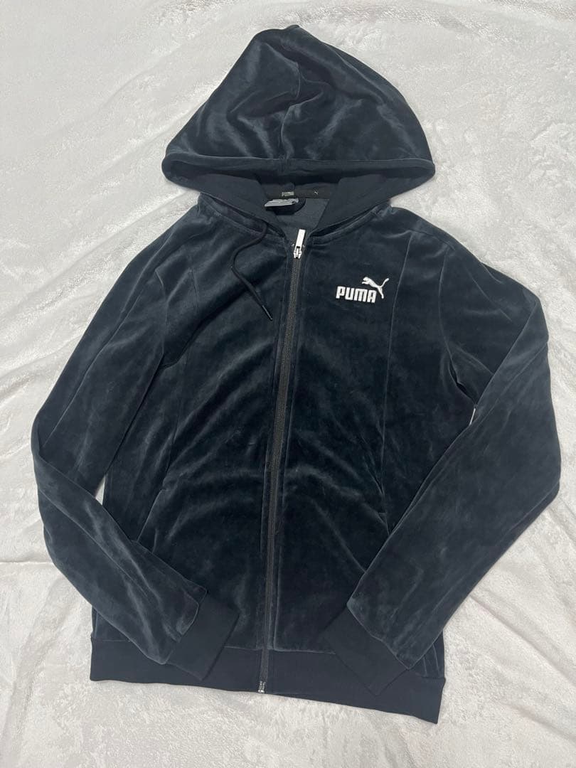 し*ん様 PUMAレディース ベロア ジャージ上下セット ブラック ダークグレー