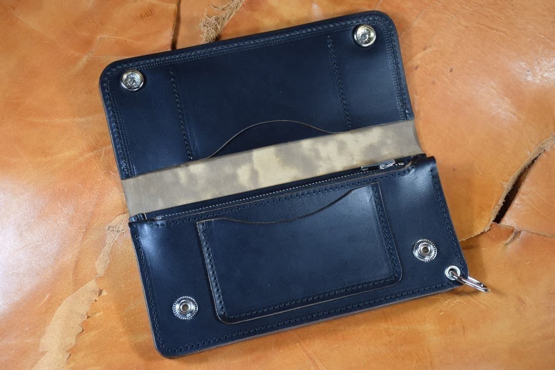 トラッカーウォレット MARYAM社　馬革 　ホースバット　茶芯　黒