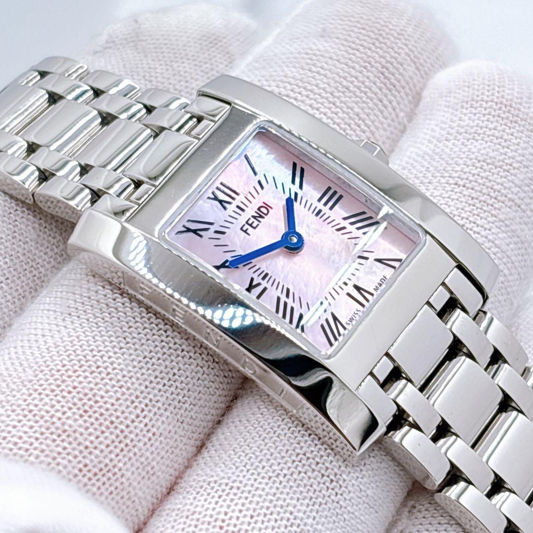 【極美品・電池新品・付属】FENDI 114 タンク クラシコ ピンク 腕時計