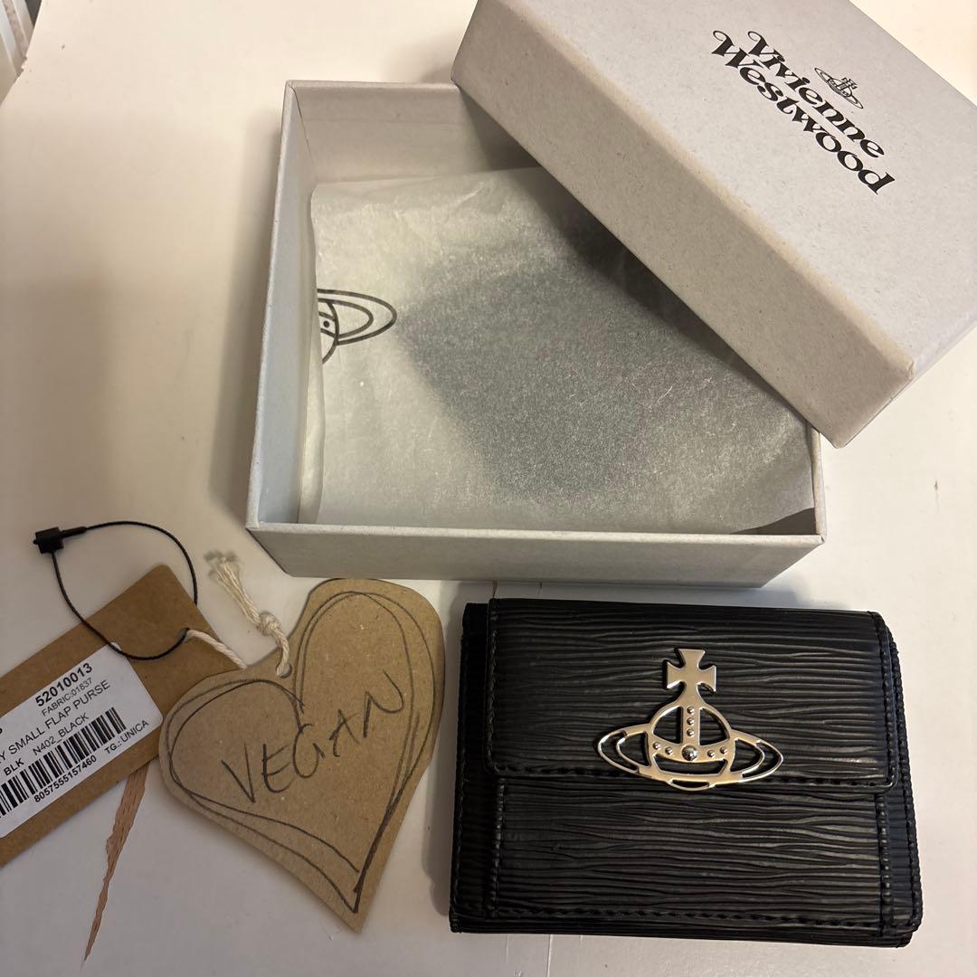 ヴィヴィアンウエストウッド Vivienne Westwood 三つ折り財布