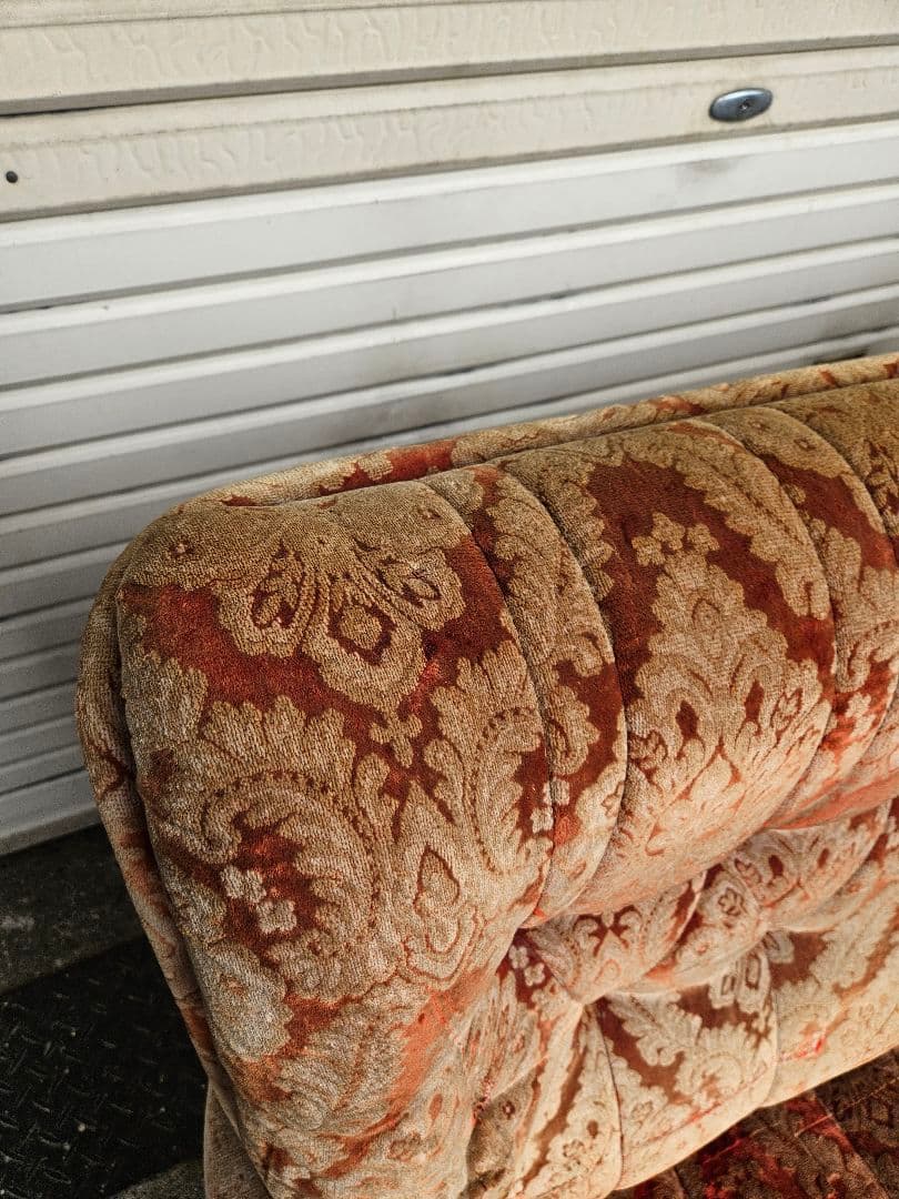 ヴィンテージ モケット 3人掛けソファ ベロア 総柄 長椅子 レトロ