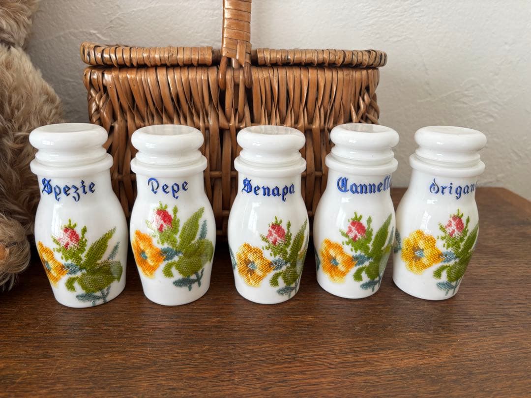 未使用　イタリア製　調味料入れ　ミルクガラス　5個セット