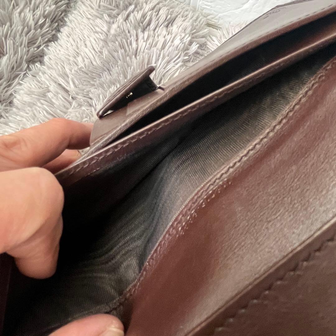 良品✨GUCCI シマ　ロゴプレート　Wホック　ダークブラウン　長財布　メンズ