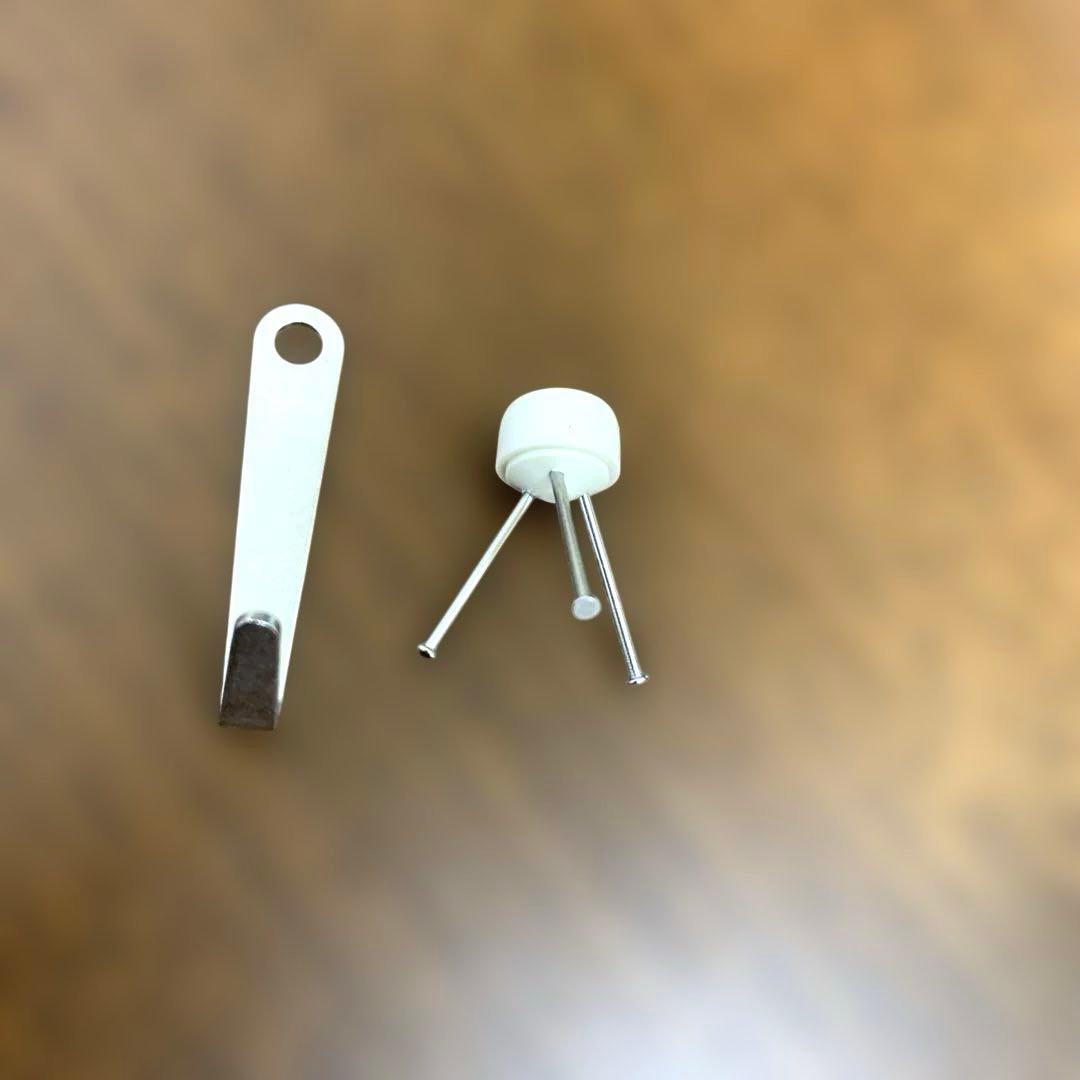 ITALY製　壁掛けミラー ゴールド・ピンク装飾　フック付