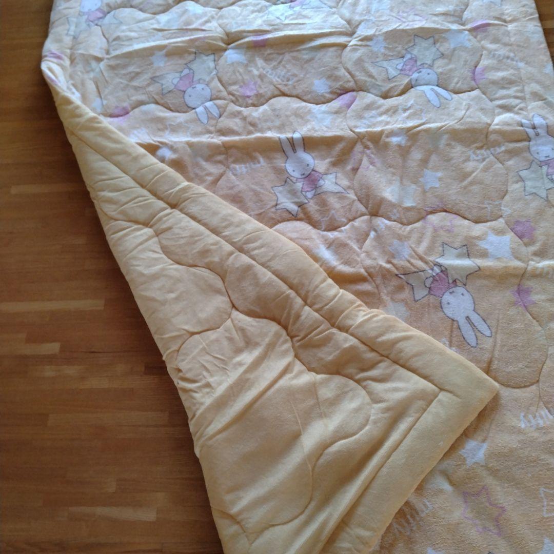 西川　miffy やわらかな肌ざわりキルトケット 140x190cm