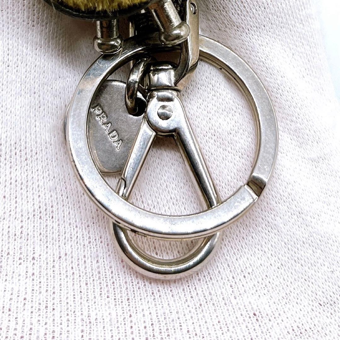 PRADA プラダ テディベア くま キーホルダー　三角プレート　キーリング