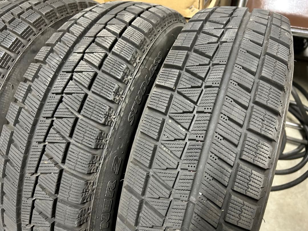 【22年！９分山】ブリヂストン　スタッドレスタイヤ175/70R14 ４本セット