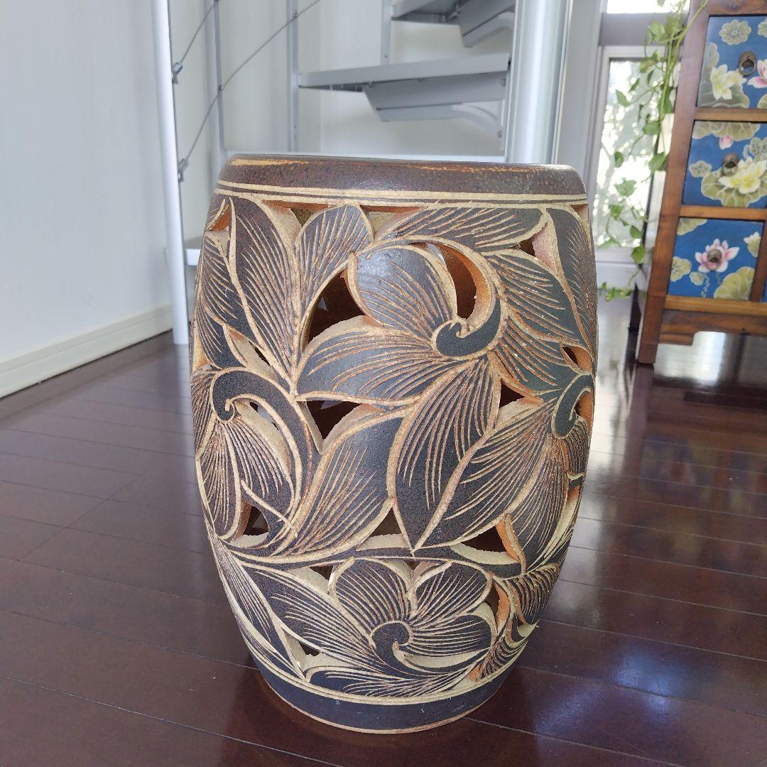 アンティーク 信楽焼傘立て 透かし彫刻 北欧インテリア 高さ42.5cm