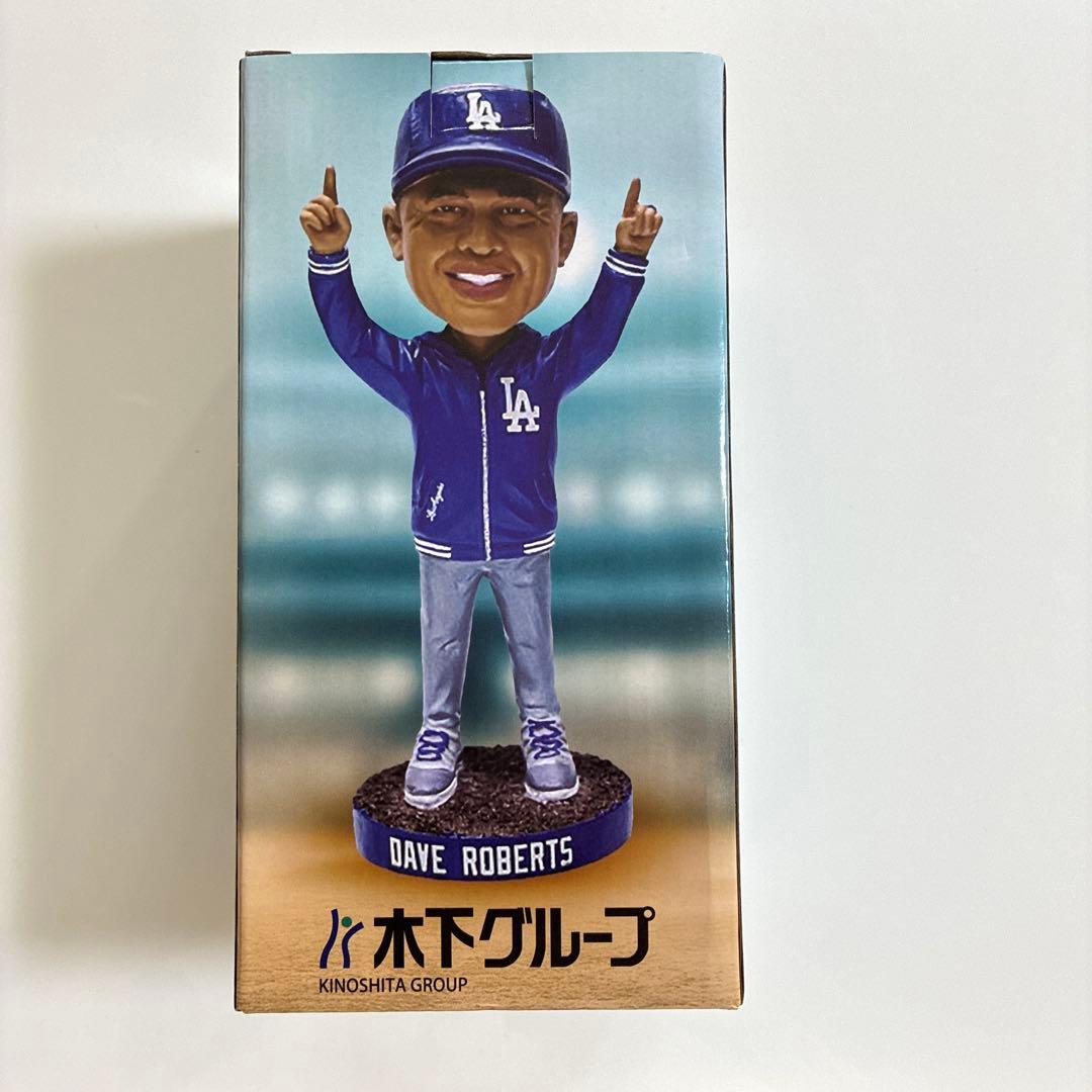 ドジャース Dave Roberts デイブ・ロバーツ監 ボブルヘッド未開